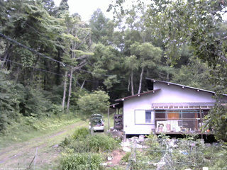 長野県菅平高原 ゆたか山荘 西側(坂上) 2025/07/16 14:00