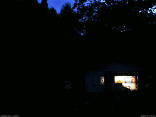長野県菅平高原 ゆたか山荘 西側(坂上) 2025/07/16 19:30