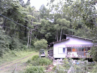 長野県菅平高原 ゆたか山荘 西側(坂上) 2025/07/17 17:15