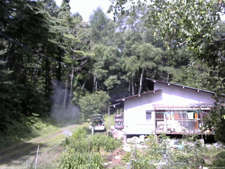長野県菅平高原 ゆたか山荘 西側(坂上) 2025/07/18 09:15