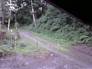 長野県菅平高原 ゆたか山荘 東側(坂下) 2025/07/20 18:15