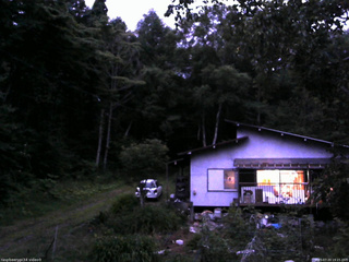 長野県菅平高原 ゆたか山荘 西側(坂上) 2025/07/20 19:15