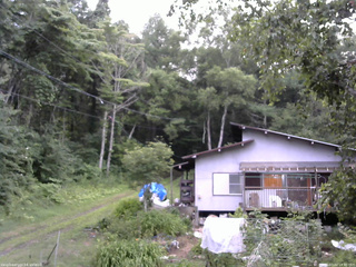 長野県菅平高原 ゆたか山荘 西側(坂上) 2025/07/22 18:30