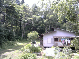 長野県菅平高原 ゆたか山荘 西側(坂上) 2025/07/23 13:15