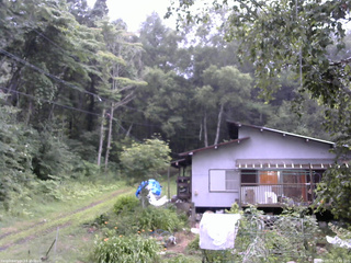 長野県菅平高原 ゆたか山荘 西側(坂上) 2025/07/23 17:45