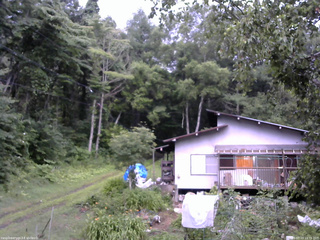 長野県菅平高原 ゆたか山荘 西側(坂上) 2025/07/23 18:15