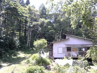 長野県菅平高原 ゆたか山荘 西側(坂上) 2025/07/24 13:45