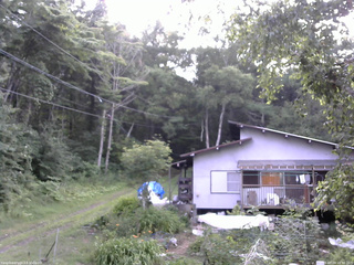 長野県菅平高原 ゆたか山荘 西側(坂上) 2025/07/24 18:00