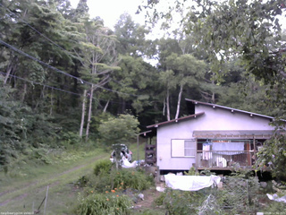 長野県菅平高原 ゆたか山荘 西側(坂上) 2025/07/26 12:00