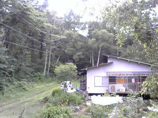 長野県菅平高原 ゆたか山荘 西側(坂上) 2025/07/26 16:00