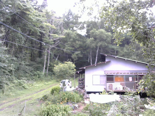 長野県菅平高原 ゆたか山荘 西側(坂上) 2025/07/26 17:45