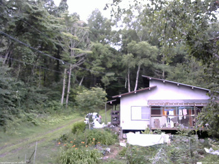 長野県菅平高原 ゆたか山荘 西側(坂上) 2025/07/27 12:45