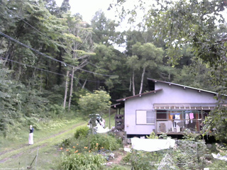 長野県菅平高原 ゆたか山荘 西側(坂上) 2025/07/27 13:30