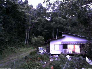 長野県菅平高原 ゆたか山荘 西側(坂上) 2025/07/31 19:00