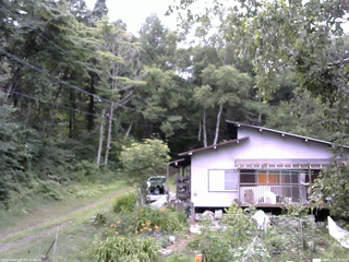 長野県菅平高原 ゆたか山荘 西側(坂上) 2025/08/01 12:30