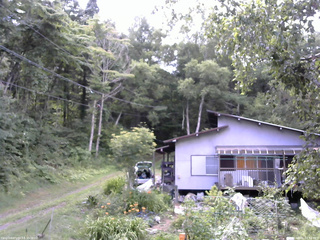 長野県菅平高原 ゆたか山荘 西側(坂上) 2025/08/01 12:45