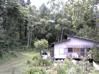 長野県菅平高原 ゆたか山荘 西側(坂上) 2025/08/01 13:00