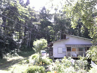 長野県菅平高原 ゆたか山荘 西側(坂上) 2025/08/01 14:30