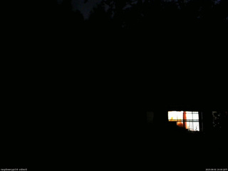 長野県菅平高原 ゆたか山荘 西側(坂上) 2025/08/01 19:30