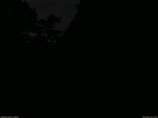 長野県菅平高原 ゆたか山荘 東側上空 2025/08/01 19:15