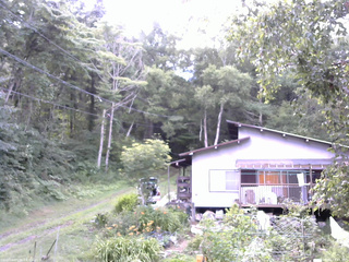 長野県菅平高原 ゆたか山荘 西側(坂上) 2025/08/02 13:45