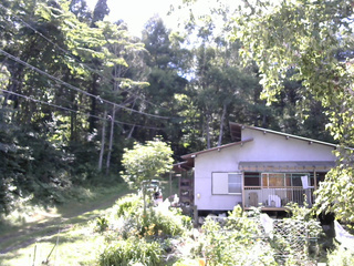 長野県菅平高原 ゆたか山荘 西側(坂上) 2025/08/02 14:45