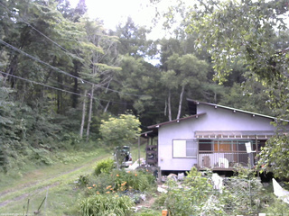 長野県菅平高原 ゆたか山荘 西側(坂上) 2025/08/02 16:00