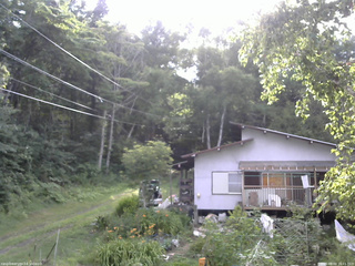 長野県菅平高原 ゆたか山荘 西側(坂上) 2025/08/02 16:15