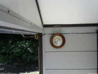 長野県菅平高原 ゆたか山荘 温度計 2025/08/04 08:15