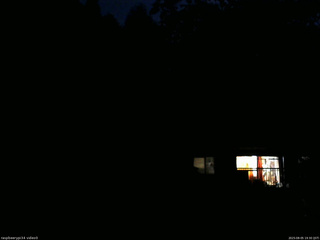 長野県菅平高原 ゆたか山荘 西側(坂上) 2025/08/05 19:30