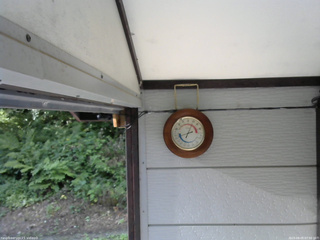 長野県菅平高原 ゆたか山荘 温度計 2025/08/05 07:00