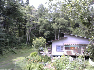 長野県菅平高原 ゆたか山荘 西側(坂上) 2025/08/06 10:45