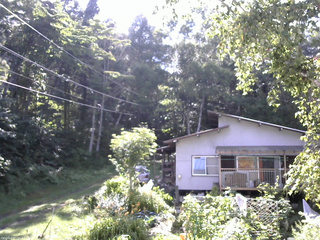 長野県菅平高原 ゆたか山荘 西側(坂上) 2025/08/06 15:15