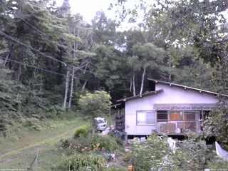 長野県菅平高原 ゆたか山荘 西側(坂上) 2025/08/06 17:45