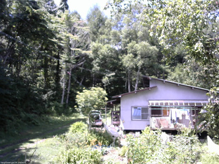 長野県菅平高原 ゆたか山荘 西側(坂上) 2025/08/08 11:15