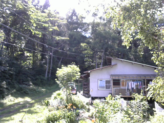 長野県菅平高原 ゆたか山荘 西側(坂上) 2025/08/08 14:45