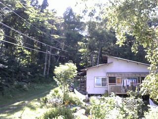 長野県菅平高原 ゆたか山荘 西側(坂上) 2025/08/08 15:15