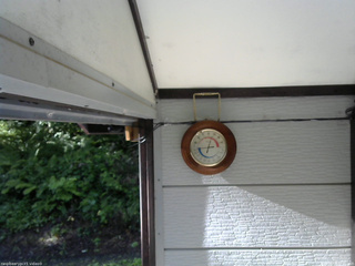 長野県菅平高原 ゆたか山荘 温度計 2025/08/08 07:00