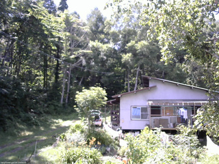 長野県菅平高原 ゆたか山荘 西側(坂上) 2025/08/09 13:15