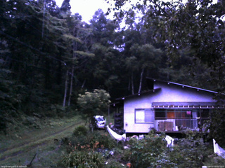 長野県菅平高原 ゆたか山荘 西側(坂上) 2025/08/10 05:00