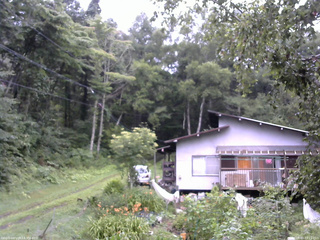 長野県菅平高原 ゆたか山荘 西側(坂上) 2025/08/10 07:15