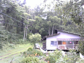 長野県菅平高原 ゆたか山荘 西側(坂上) 2025/08/10 08:30