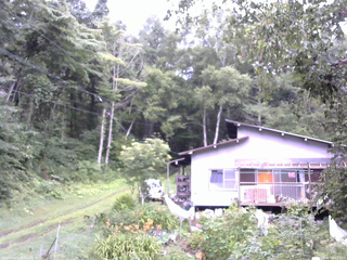 長野県菅平高原 ゆたか山荘 西側(坂上) 2025/08/10 08:45