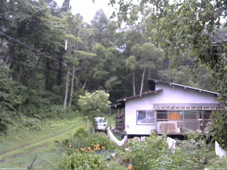 長野県菅平高原 ゆたか山荘 西側(坂上) 2025/08/10 16:15