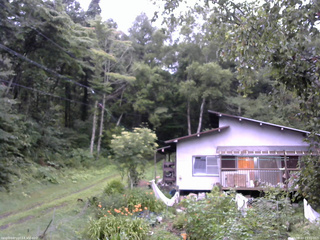 長野県菅平高原 ゆたか山荘 西側(坂上) 2025/08/10 17:30