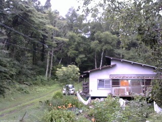 長野県菅平高原 ゆたか山荘 西側(坂上) 2025/08/10 17:45