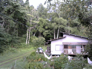 長野県菅平高原 ゆたか山荘 西側(坂上) 2025/08/14 06:15