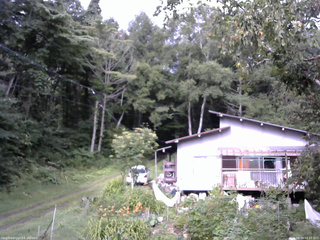 長野県菅平高原 ゆたか山荘 西側(坂上) 2025/08/14 08:15