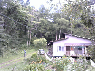 長野県菅平高原 ゆたか山荘 西側(坂上) 2025/08/14 09:00