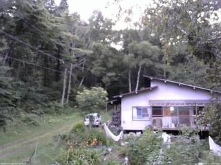 長野県菅平高原 ゆたか山荘 西側(坂上) 2025/08/14 18:00
